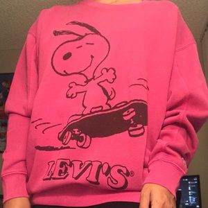 Women Levis sweatshirt